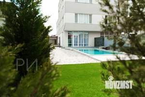 Дом 299м², 3-этажный, участок 4 сот.  