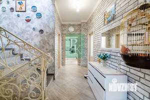 Таунхаус 210м², 3-этажный, участок 4 сот.  