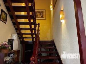 Дом 220м², 2-этажный, участок 5 сот.  