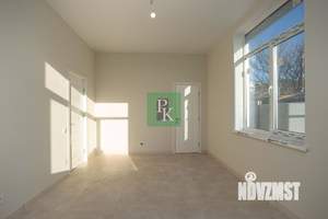 Дом 100м&sup2;, 1-этажный, участок 4 сот.  