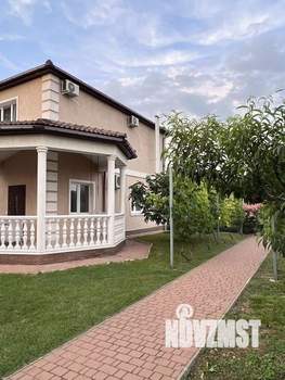 Дом 245м², 2-этажный, участок 10 сот.  