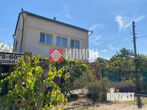 Дом 100м&sup2;, 3-этажный, участок 4 сот.  