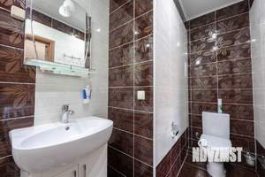 Дом 750м², 3-этажный, участок 9 сот.  