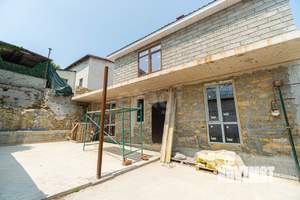 Дом 100м², 2-этажный, участок 2 сот.  