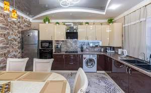 Дом 173м², 2-этажный, участок 6 сот.  