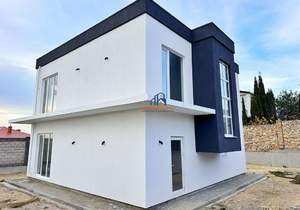 Дом 190м², 2-этажный, участок 5 сот.  