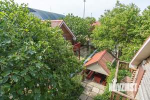 Дом 200м&sup2;, 3-этажный, участок 3 сот.  