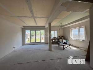 Дом 270м², 2-этажный, участок 4 сот.  