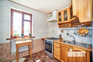 Дом 227м², 3-этажный, участок 10 сот.  