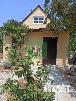 Дом 35м&sup2;, 1-этажный, участок 6 сот.  