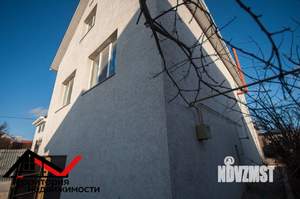 Дом 240м², 3-этажный, участок 5 сот.  