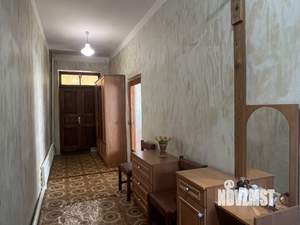 Дом 203м&sup2;, 2-этажный, участок 10 сот.  