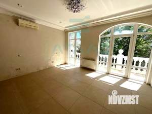 Дом 170м², 2-этажный, участок 3 сот.  