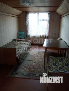 Дом 42м&sup2;, 3-этажный, участок 4 сот.  