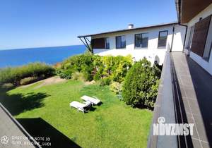 Дом 750м&sup2;, 2-этажный, участок 10 сот.  