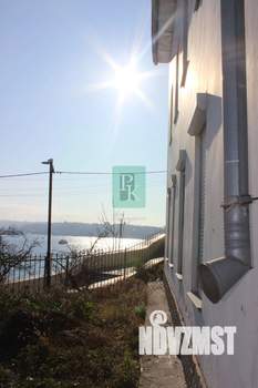 Дом 263м&sup2;, 3-этажный, участок 3 сот.  