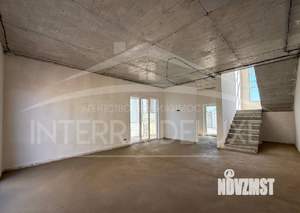 Дом 185м², 2-этажный, участок 4 сот.  