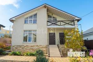 Дом 203м², 2-этажный, участок 5 сот.  