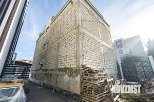 Дом 243м², 2-этажный, участок 4 сот.  