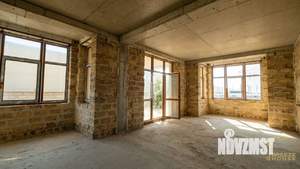 Дом 345м&sup2;, 2-этажный, участок 10 сот.  