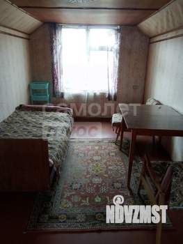 Дом 42м&sup2;, 3-этажный, участок 4 сот.  