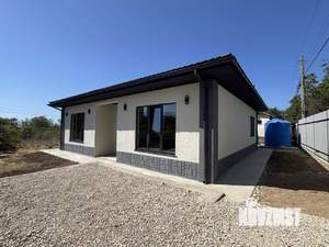 Дом 100м&sup2;, 1-этажный, участок 4 сот.  