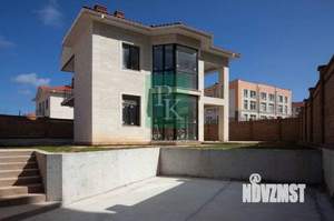 Дом 200м², 2-этажный, участок 5 сот.  