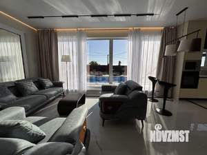 Дом 240м², 2-этажный, участок 7 сот.  
