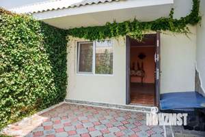 Дом 300м², 2-этажный, участок 9 сот.  