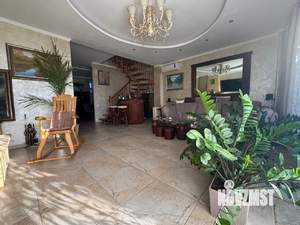 Таунхаус 162м&sup2;, 3-этажный, участок 2 сот.  