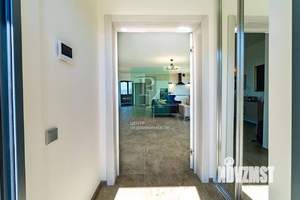 Дом 290м&sup2;, 3-этажный, участок 7 сот.  