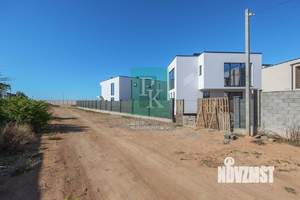 Дом 276м², 2-этажный, участок 6 сот.  