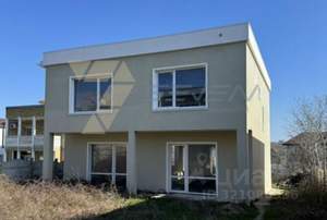 Дом 206м², 2-этажный, участок 4 сот.  