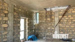 Дом 100м&sup2;, 2-этажный, участок 4 сот.  