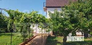 Дом 111м², 3-этажный, участок 4 сот.  