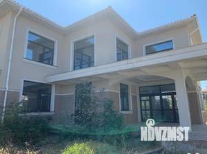 Дом 340м², 2-этажный, участок 10 сот.  