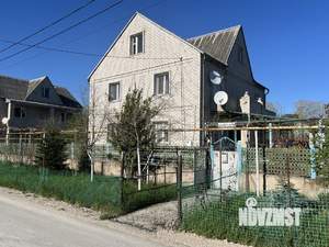 Дом 203м&sup2;, 2-этажный, участок 10 сот.  