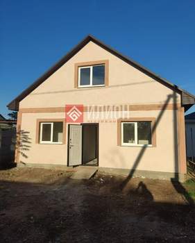 Дом 200м&sup2;, 2-этажный, участок 4 сот.  