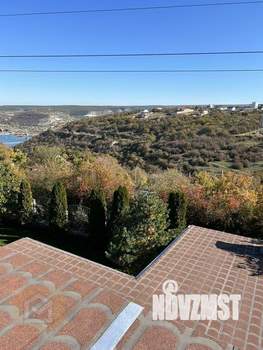 Дом 210м², 3-этажный, участок 6 сот.  