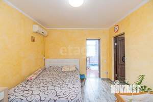 Дом 180м², 2-этажный, участок 5 сот.  