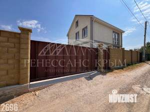 Дом 135м&sup2;, 2-этажный, участок 9 сот.  