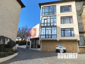 Дом 138м&sup2;, 2-этажный, участок 3 сот.  