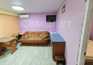 Дом 750м², 3-этажный, участок 6 сот.  