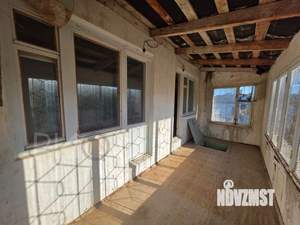 Дом 200м&sup2;, 3-этажный, участок 8 сот.  