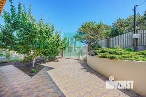 Дом 175м², 2-этажный, участок 8 сот.  