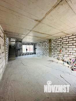 Дом 558м&sup2;, 2-этажный, участок 6 сот.  