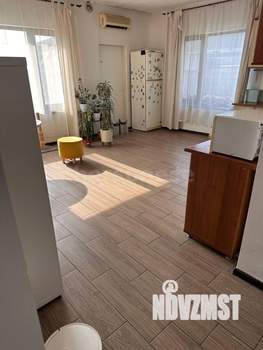 Дом 160м², 2-этажный, участок 4 сот.  