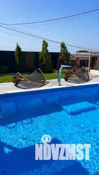 Дом 300м&sup2;, 2-этажный, участок 7 сот.  