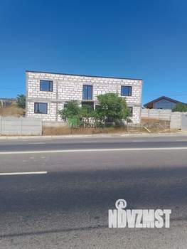 Дом 201м², 2-этажный, участок 10 сот.  