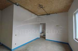 Дом 120м², 2-этажный, участок 4 сот.  